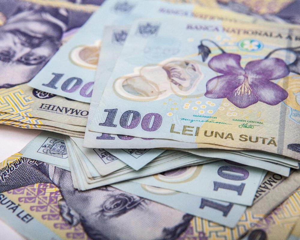 Eldőlt: november elsejétől biztosan nem nő a minimálbér