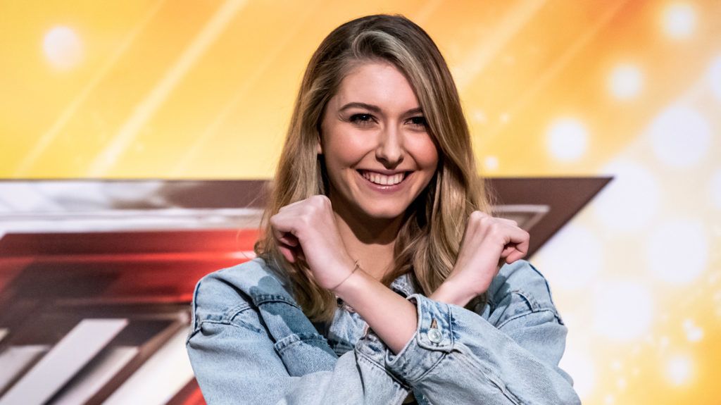 Dallos Bogi váltja Radics Gigit az X-faktorban