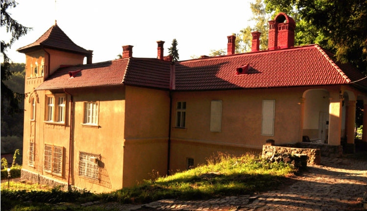 Pert vesztettek a Goga-örökösök: az államé lesz Csinszka és Ady csucsai kastélya