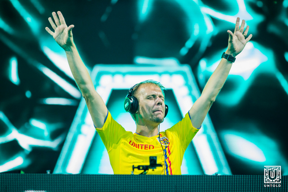 Armin van Buuren megírta az UNTOLD himnuszát