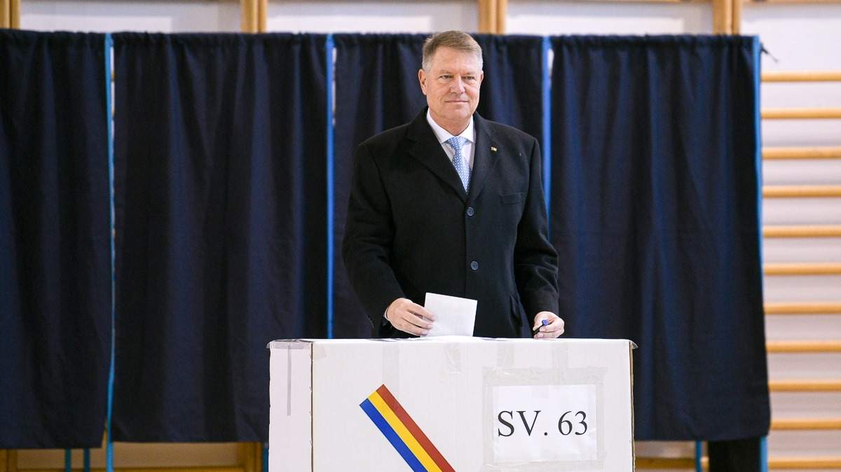 Klaus Johannis nagy arányú győzelmét hozta az elnökválasztás második fordulója