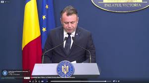 Az egészségügyi miniszter szerint július végére, augusztus elejére visszatér a megszokott medrébe az élet Romániában