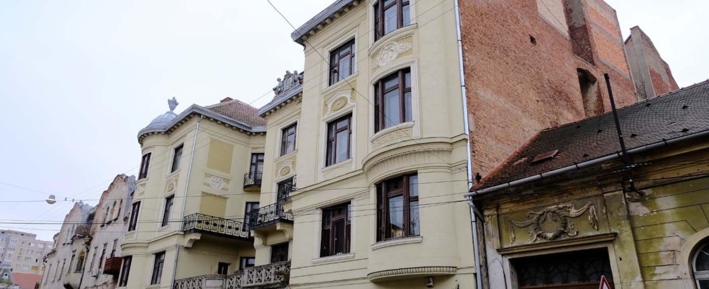 Felújítják a váradi Sonnenfeld-palotát és a pszichiátria épületét