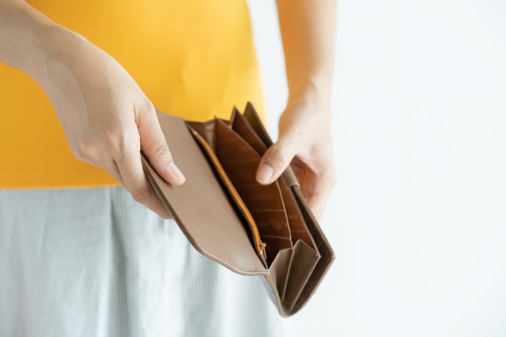 Lenullázza idén a bérek növekedését a rekordértékű infláció