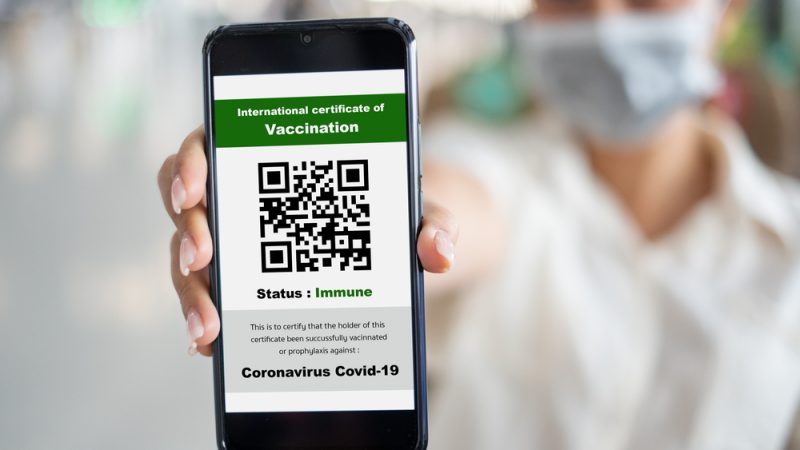 Új törvénytervezetet nyújtanak be a Covid-igazolvány munkahelyi bevezetéséről
