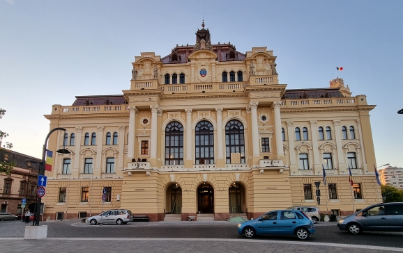 Ismét tartanak fogadóórát a Nagyváradi Polgármesteri Hivatal elöljárói
