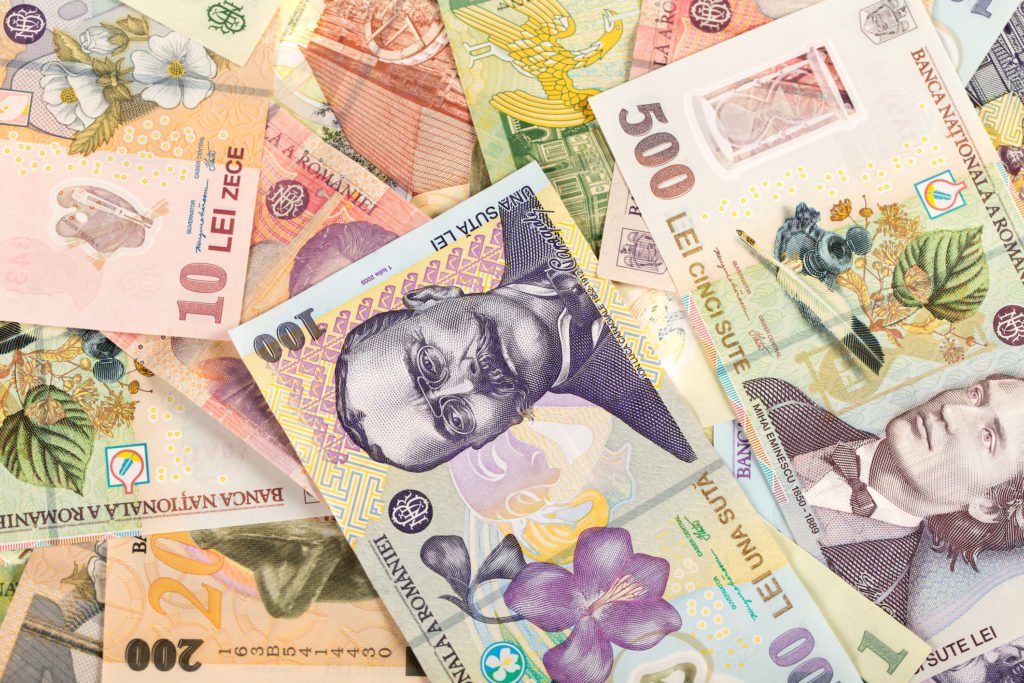 A 45 év feletti munkanélküliek és a gyakornokok foglalkoztatására szánt források növelését helyezte kilátásba a kormány