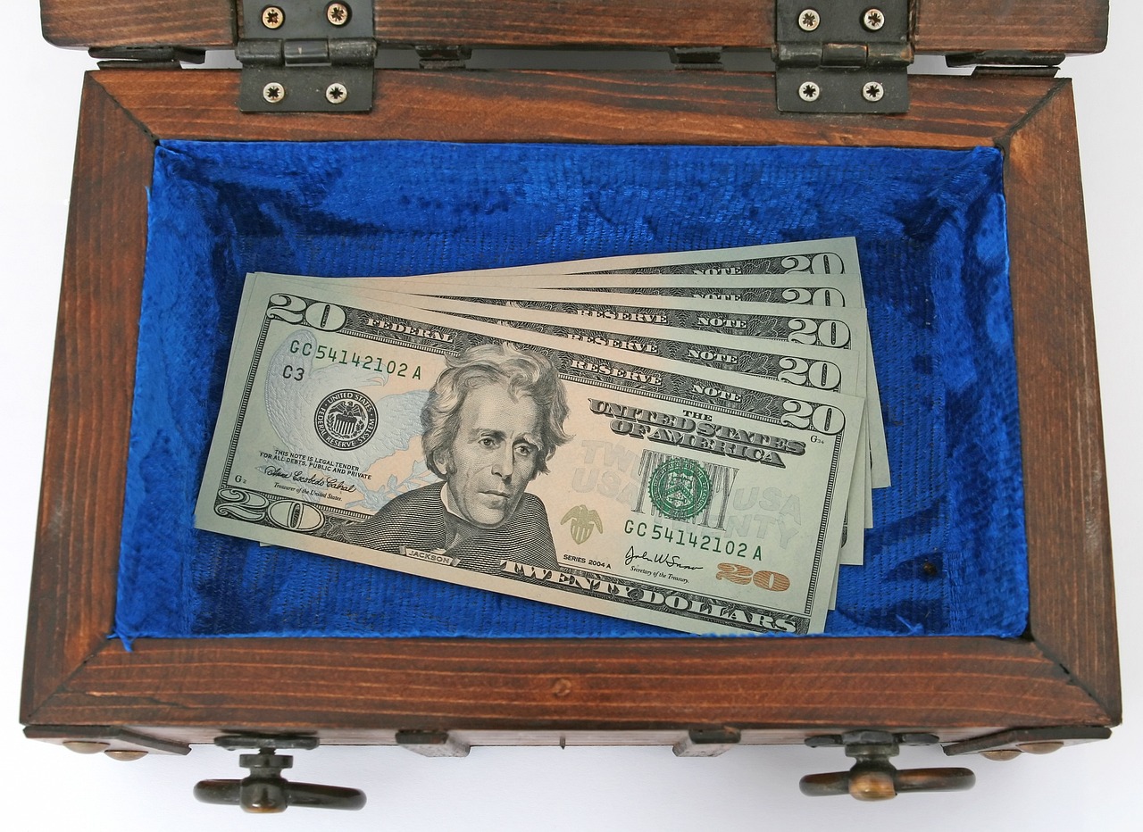 5 ezer dollárral alacsonyabb Romániában az átlagvagyon, mint Magyarországon