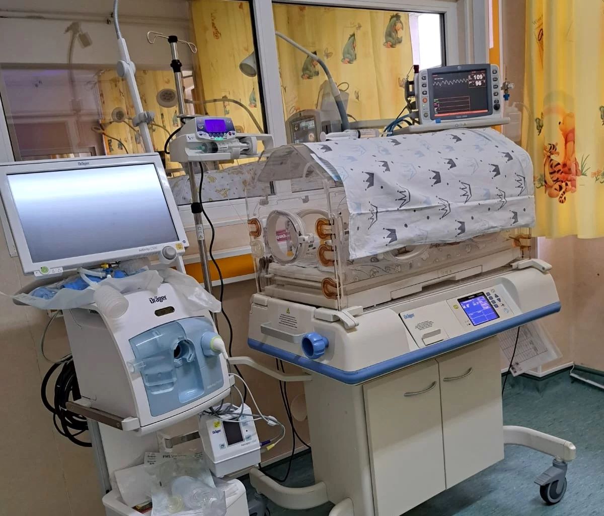 Aláírták a szerződést a nagyváradi szülészet újszülött osztályának a fejlesztésére