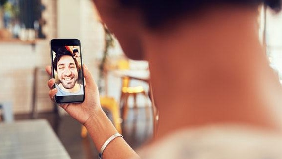 A Messenger Lite-ban a rendes Messenger egyre több funkciója elérhető