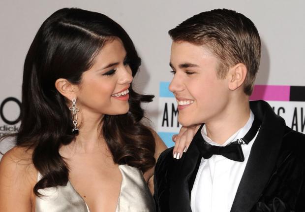 Selena Gomez és Justin Bieber szakítottak