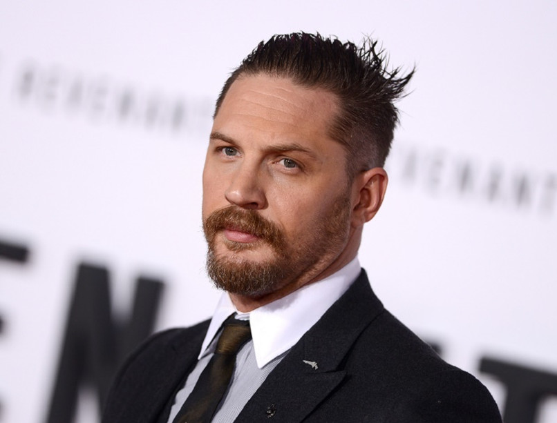 Hónapok óta tudni, hogy Tom Hardyval a főszerepben önálló mozit kap Venom
