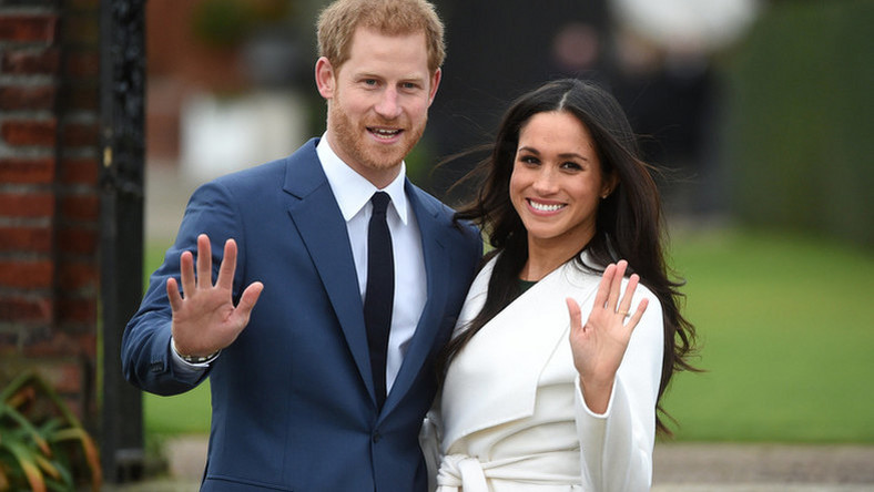 Krízismegbeszéléseket tart a Buckingham-palota Meghan Markle miatt