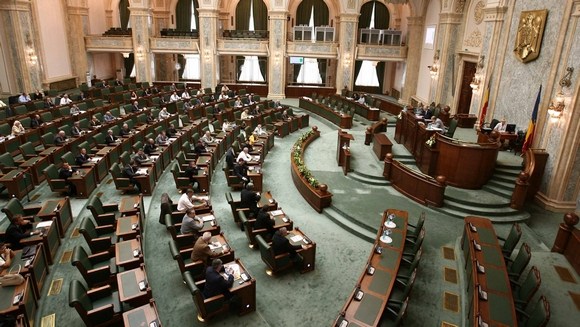 Kedvezően véleményezte a szenátus a család meghatározására vonatkozó alkotmánymódosítási javaslatot