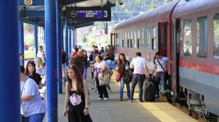A diákok szeptember 30-ig tavalyi ellenőrző könyvükre is válthatnak kedvezményes jegyet