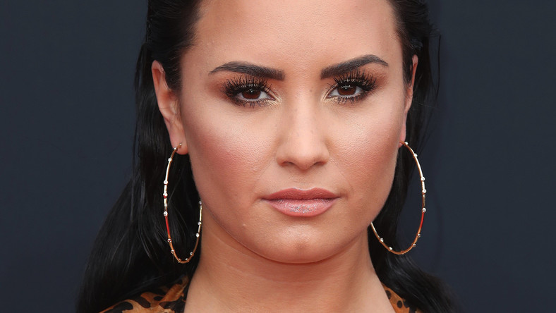 Demi Lovato elhagyta a rehabot